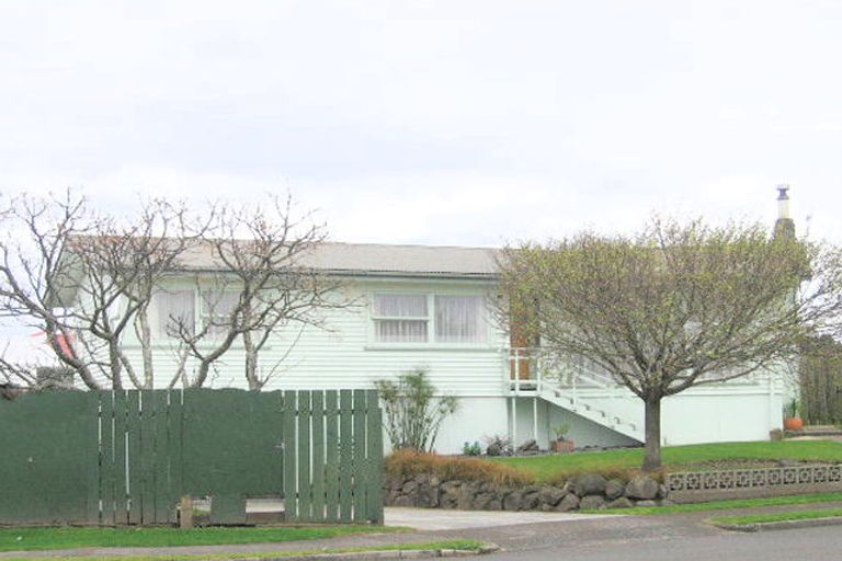 Photo of property in 1 Epsom Road, Mount Maunganui, 3116