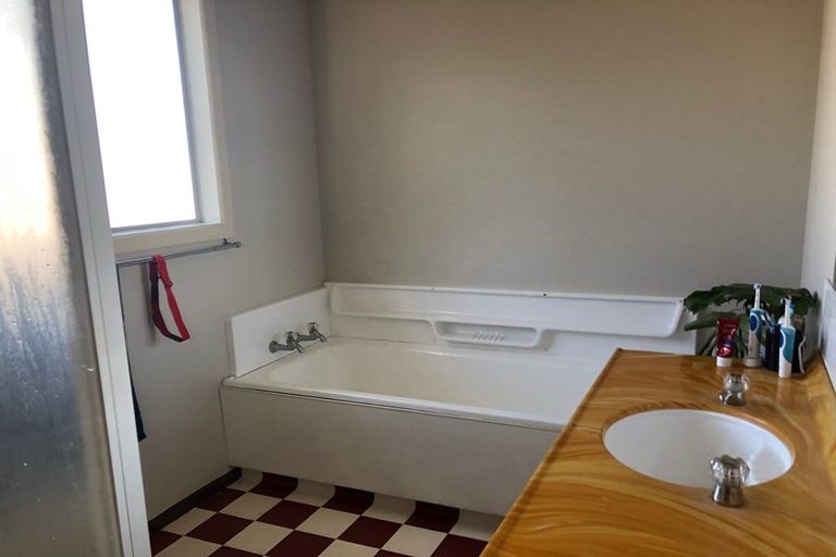 Photo of property in 828a Papamoa Beach Road, Papamoa Beach, Papamoa, 3118