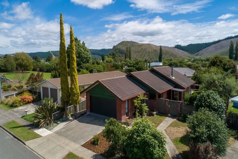 Photo of property in 20 Lord Auckland Road, Wakefield, 7025