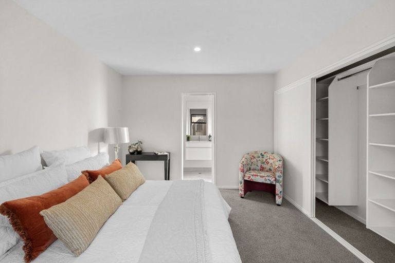 Photo of property in 2/9 Innes Road, St Albans, Christchurch, 8052