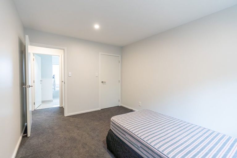 Photo of property in 5a Woodstock Place, Hokowhitu, Palmerston North, 4410