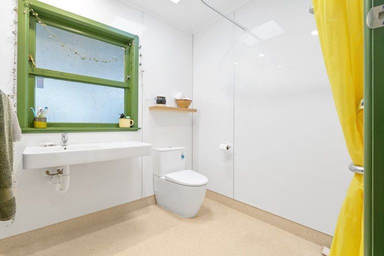 Photo of property in 50 Cambridge Road, Hillcrest, Hamilton, 3216