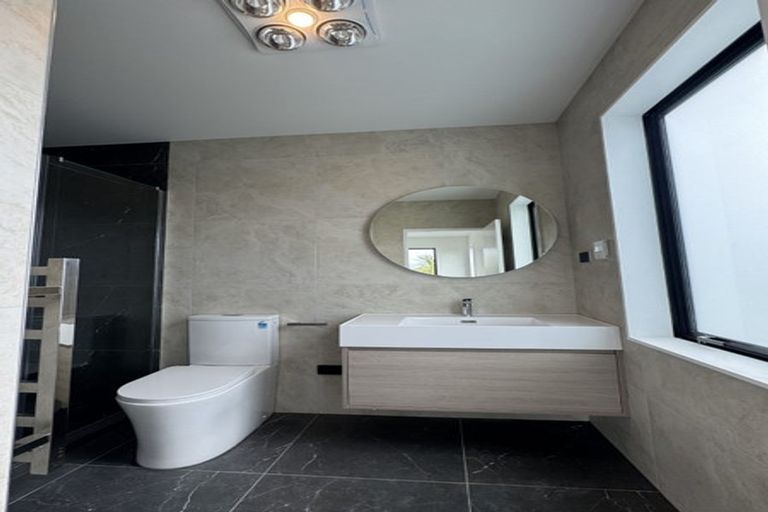 Photo of property in 13a Rock Isle Road, Torbay, Auckland, 0630