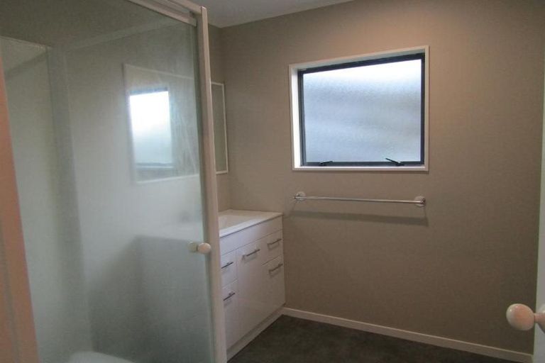 Photo of property in 2/29 Kiddle Drive, Hilltop, Taupo, 3330