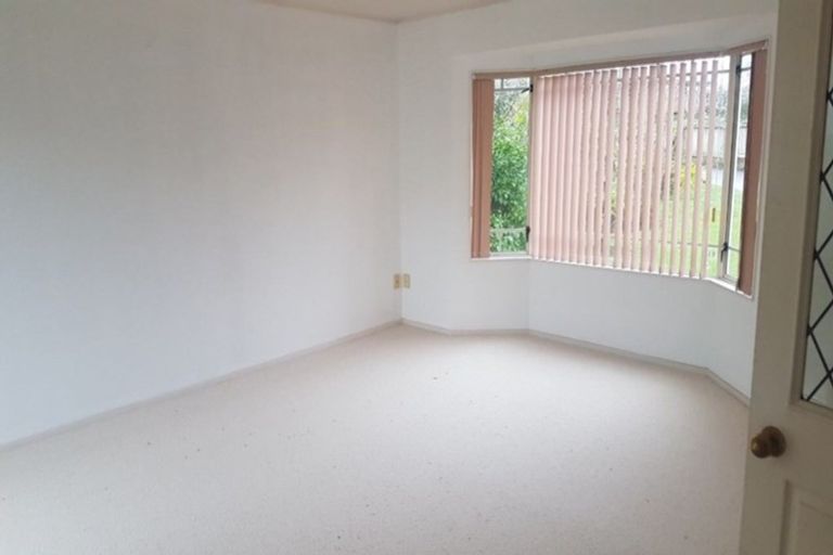 Photo of property in 5 Tokay Place, Huapai, Kumeu, 0810