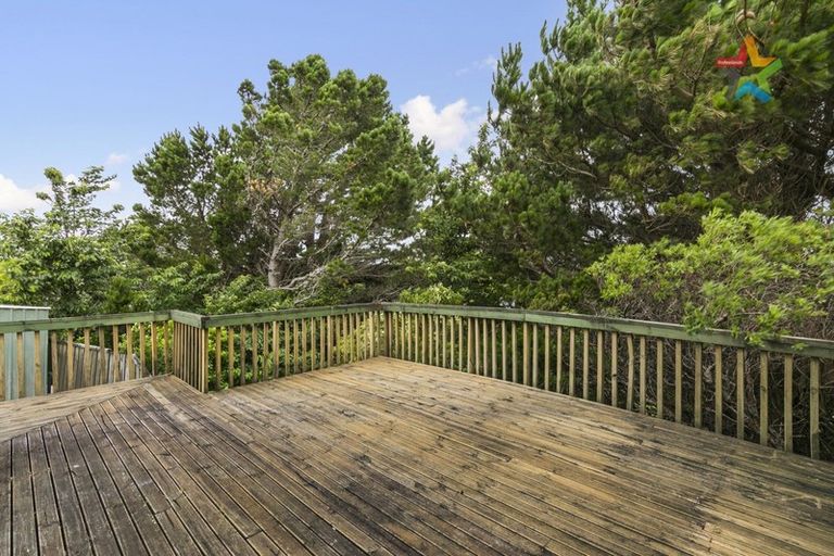 Photo of property in 6a Mossburn Grove, Kelson, Lower Hutt, 5010
