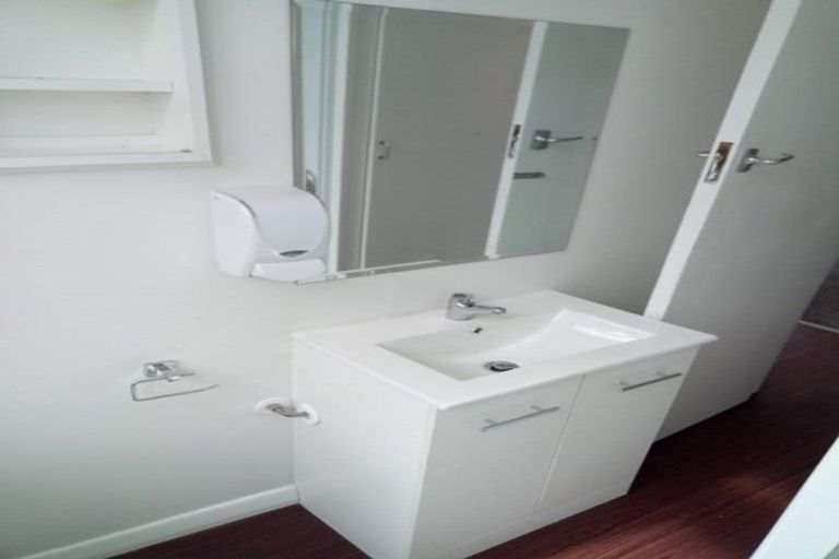 Photo of property in 18 Josephine Street, Caversham, Dunedin, 9012