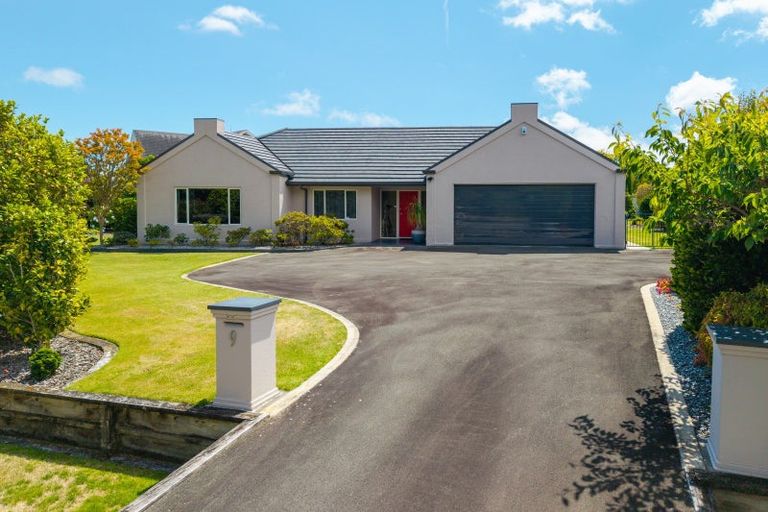 Photo of property in 9 Ardilea Avenue, Stoke, Nelson, 7011