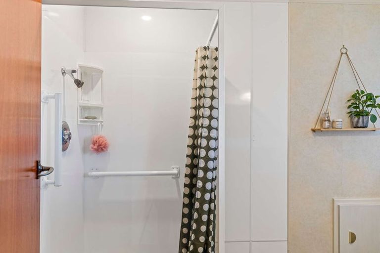 Photo of property in 7a Howard Street, Gore, 9710