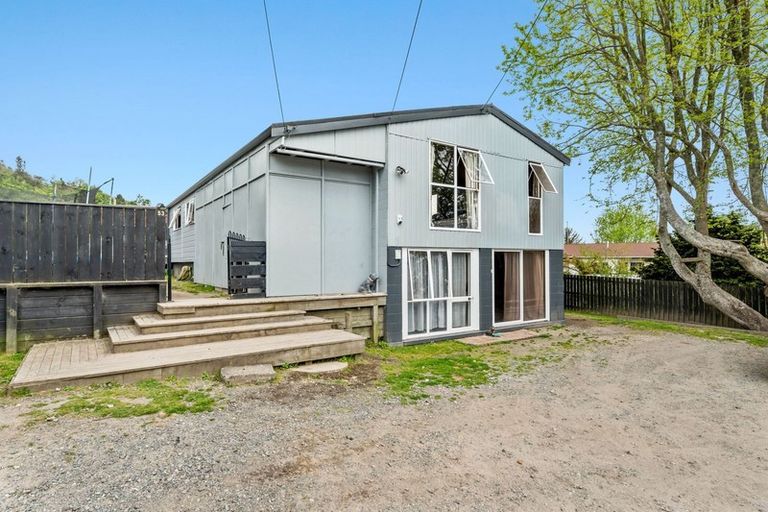 Photo of property in 53 Mountain Road, Western Heights, Rotorua, 3015