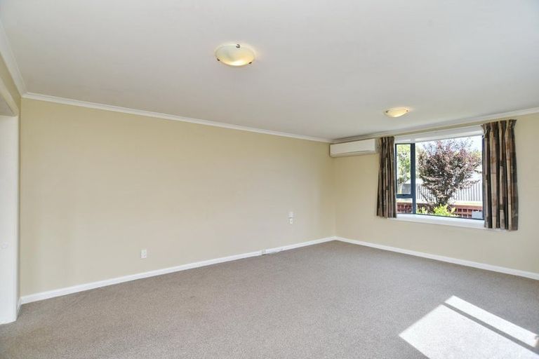 Photo of property in 26 Alport Place, Woolston, Christchurch, 8023