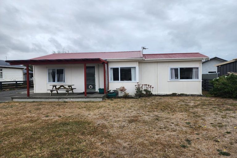 Photo of property in 16 Norton Street, Foxton Beach, Foxton, 4815