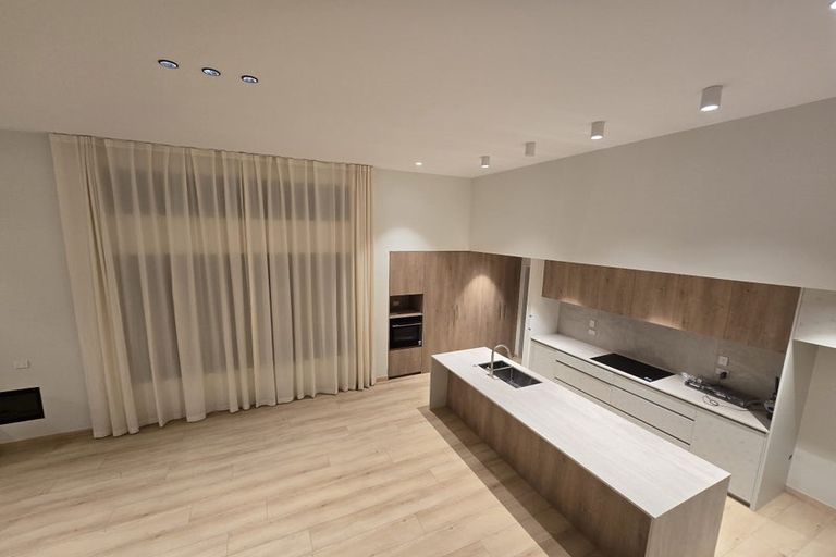 Photo of property in 14b Isobel Road, Greenhithe, Auckland, 0632