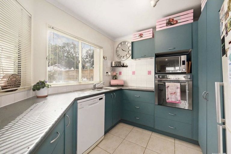 Photo of property in 10/148 Brightside Road, Stanmore Bay, Whangaparaoa, 0932