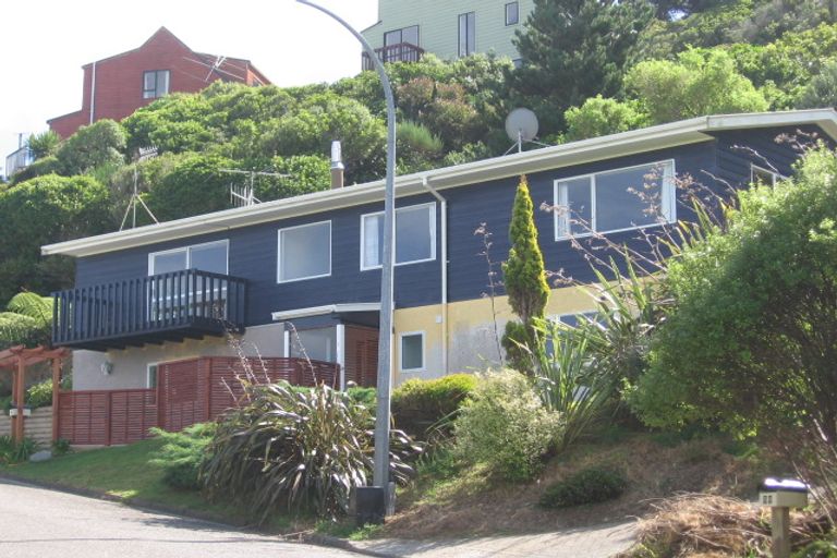 Photo of property in 58 Chartwell Drive, Crofton Downs, Wellington, 6035