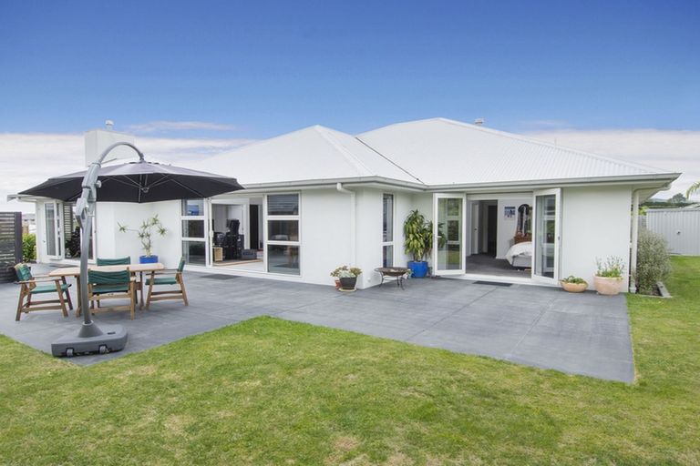 Photo of property in 46 Contour Avenue, Pyes Pa, Tauranga, 3112