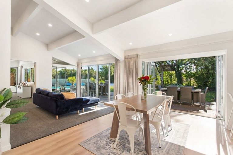 Photo of property in 272 Halswell Junction Road, Halswell, Christchurch, 8025