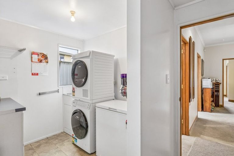 Photo of property in 18 Rowan Place, Mosgiel, 9024
