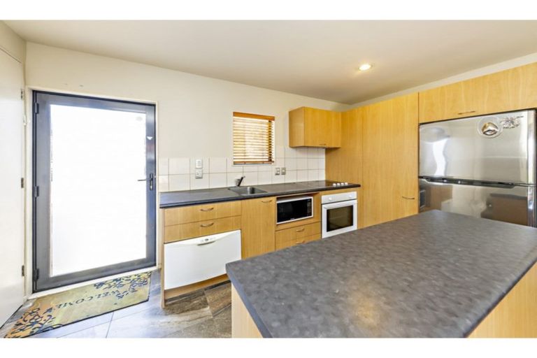 Photo of property in 5v Dryden Place, Mount Wellington, Auckland, 1051