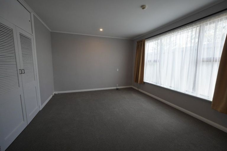 Photo of property in 9 Bristol Crescent, Roslyn, Palmerston North, 4414