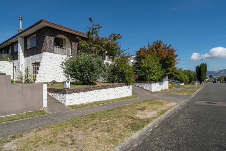 Photo of property in 28 Saint James Street, Richmond Heights, Taupo, 3330
