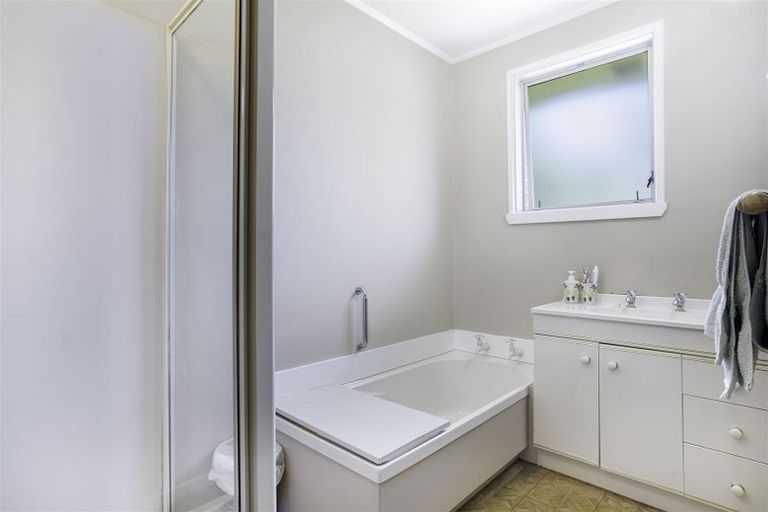 Photo of property in 6 Daniell Street, Solway, Masterton, 5810