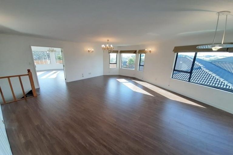 Photo of property in 93 Bushlands Park Drive, Albany, Auckland, 0632