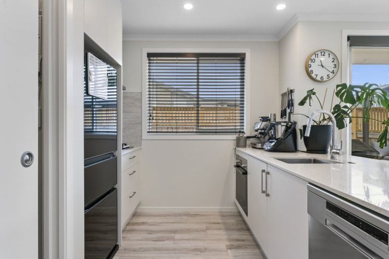 Photo of property in 3 Hauruia Way, Pyes Pa, Tauranga, 3112