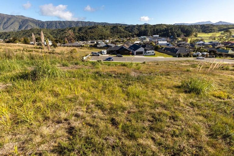 Photo of property in 6 Raukura Rise, Picton, 7220