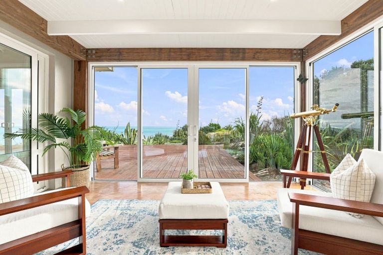 Photo of property in 37 Longbeach Drive, Castlecliff, Whanganui, 4501