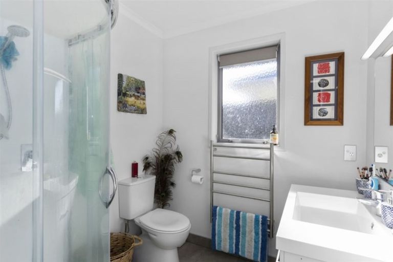 Photo of property in 23 Elena Place, Welcome Bay, Tauranga, 3112