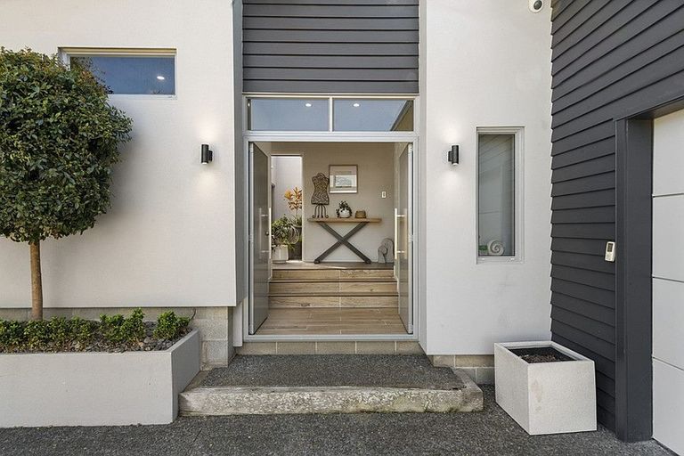 Photo of property in 47 Inverness Drive, Pyes Pa, Tauranga, 3112