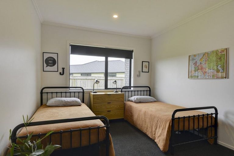 Photo of property in 15 Fantail Avenue, Carterton, 5713
