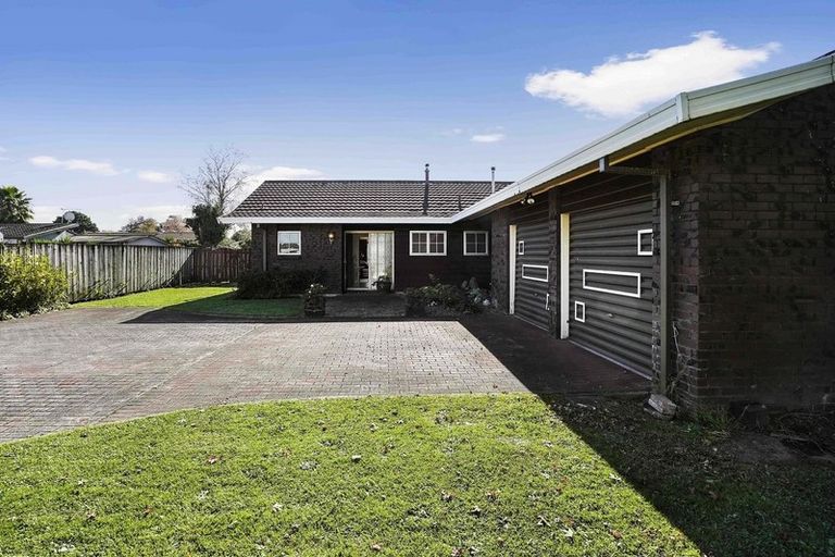 Photo of property in 224 Sandwich Road, St Andrews, Hamilton, 3200