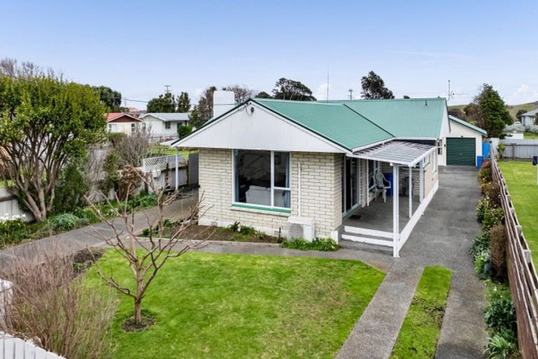 Photo of property in 3 Edinburgh Street, Patea, 4520