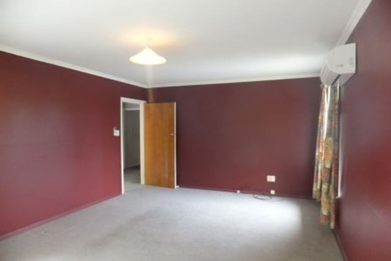 Photo of property in 16 Mclellan Place, Ilam, Christchurch, 8041