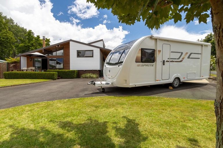 Photo of property in 29 Marlowe Drive, Leamington, Cambridge, 3432