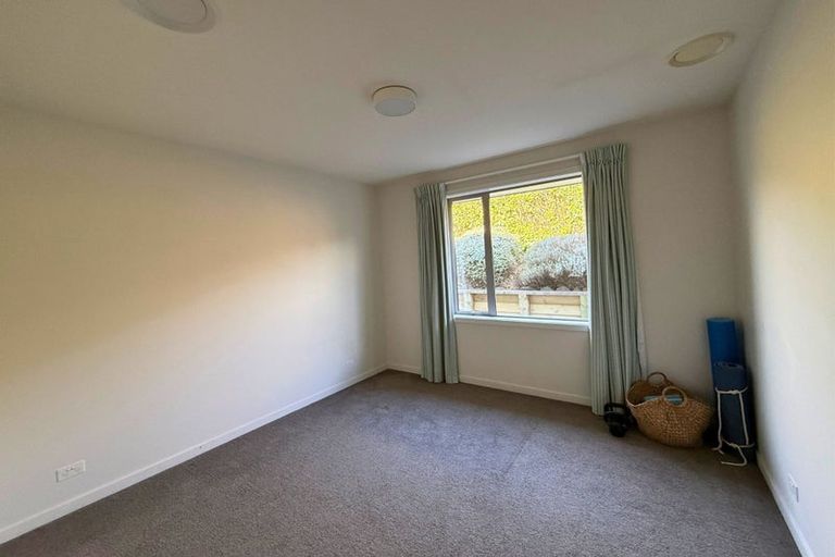 Photo of property in 63 Minaret Ridge, Wanaka, 9305