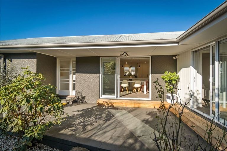 Photo of property in 25 Greenwood Close, Mairehau, Christchurch, 8013