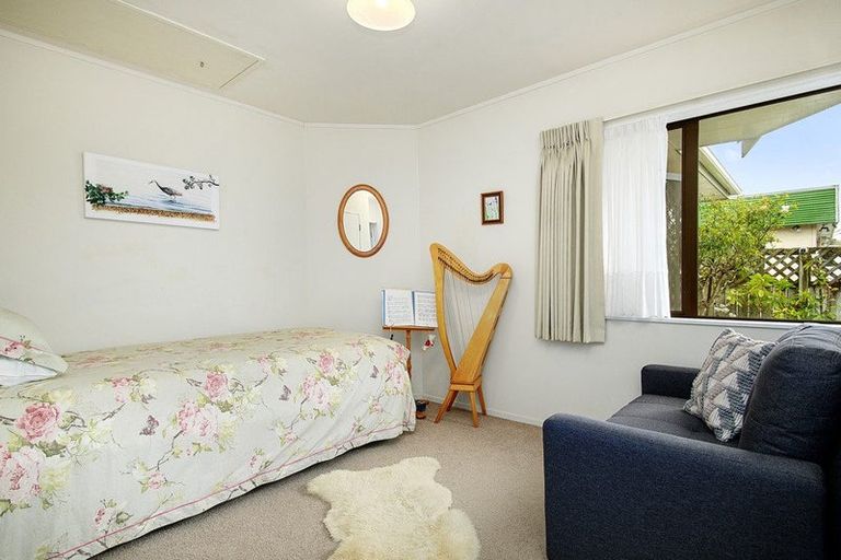 Photo of property in 3/161 Main Road, Tawa, Wellington, 5028