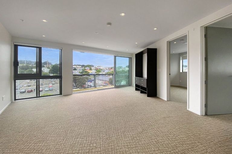 Photo of property in Masina Apartments, 313/80 Riddiford Street, Newtown, Wellington, 6021