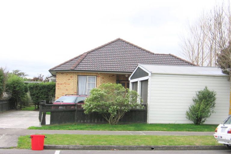 Photo of property in 33 Oxford Street, Hokowhitu, Palmerston North, 4410