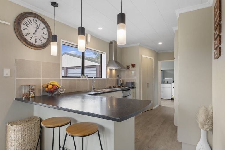 Photo of property in 44a Dixon Avenue, Hawera, 4610