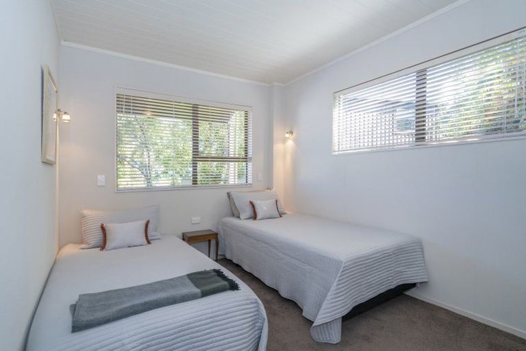 Photo of property in 3 Puriri Place, Whitianga, 3510