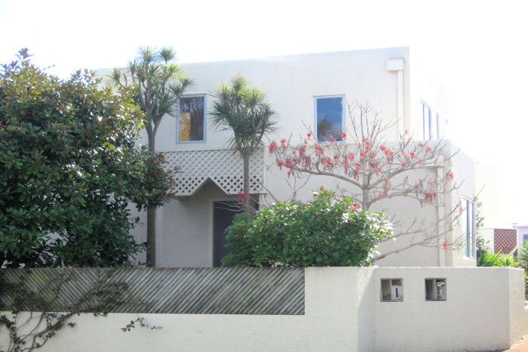 Photo of property in 31 Gordon Road, Mount Maunganui, 3116