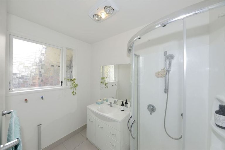 Photo of property in 2/136 Clarence Street, Riccarton, Christchurch, 8011