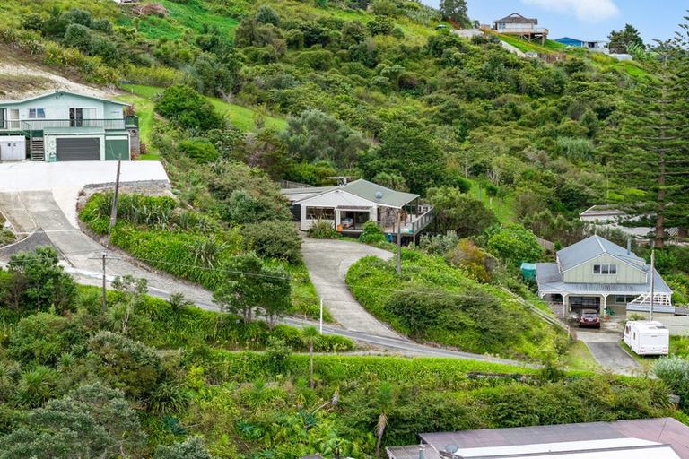 Photo of property in 14 Cliff Street, Pahi, Paparoa, 0571