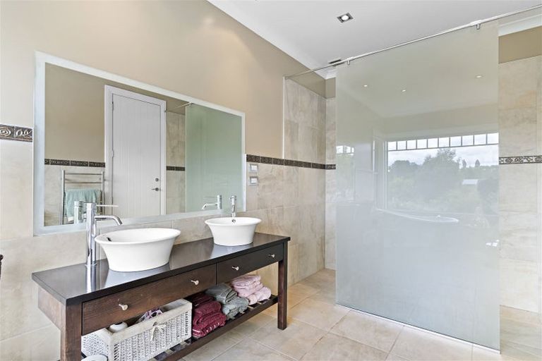 Photo of property in 104a Mannings Road, Carrington, Carterton, 5791