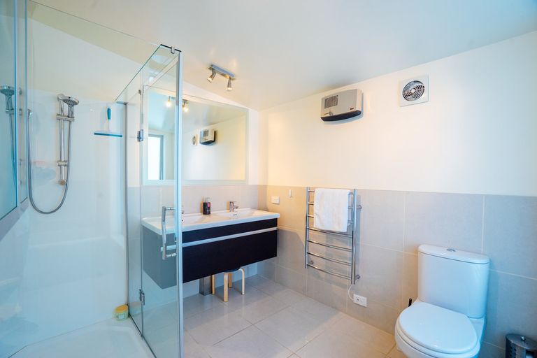 Photo of property in 105a Doon Street, Waverley, Dunedin, 9013