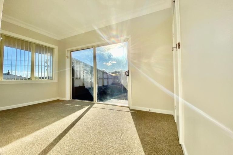 Photo of property in 17 View Road, Papakura, 2110